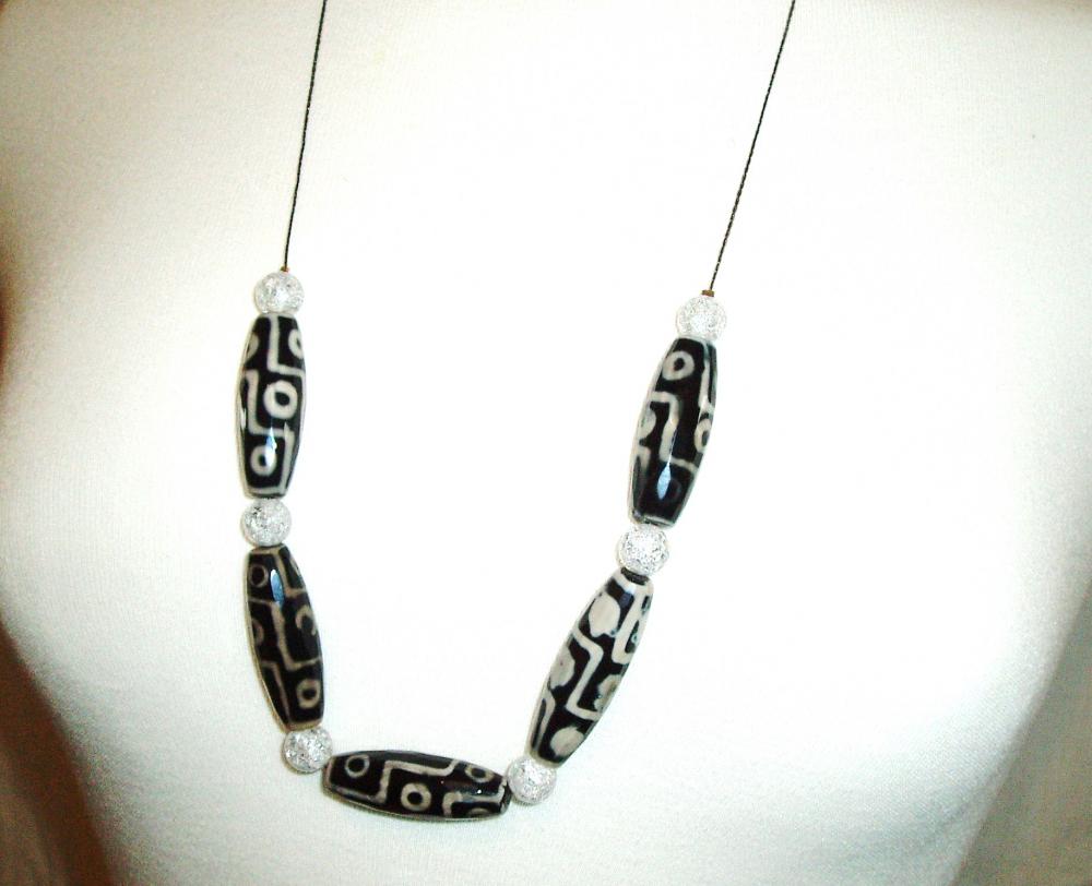  Black / White Agate Quartz Necklace