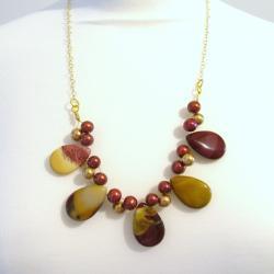  Mookite and Shell Pearl Necklace